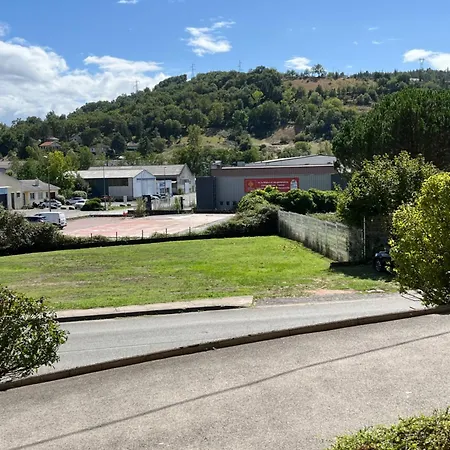 Apartment T3 Moderne - Clim - Parking Prive 4 Couchages Decazeville