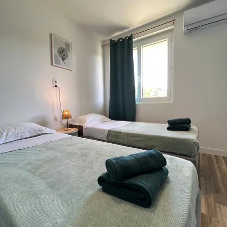 T3 Confort Avec Parking Prive & Climatisation