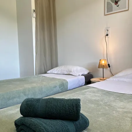 T3 Confort Avec Parking Prive & Climatisation