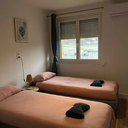 T3 Moderne - Clim - Parking Prive 4 Couchages